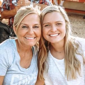 Meet your Posher, Karli